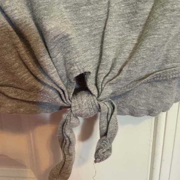 gray polaroid tee; worn but maintain good condition - Picture 3 of 3